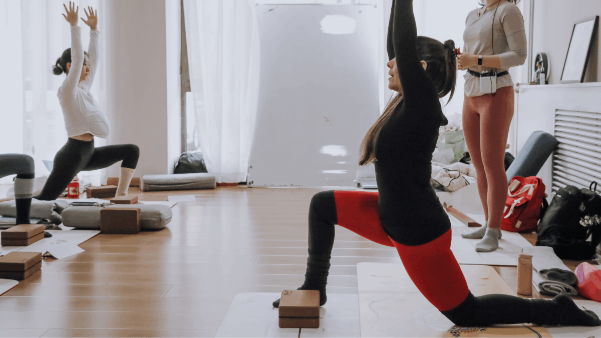 Formation Yoga Postnatal 30h – Jennifer More, Paris 2026